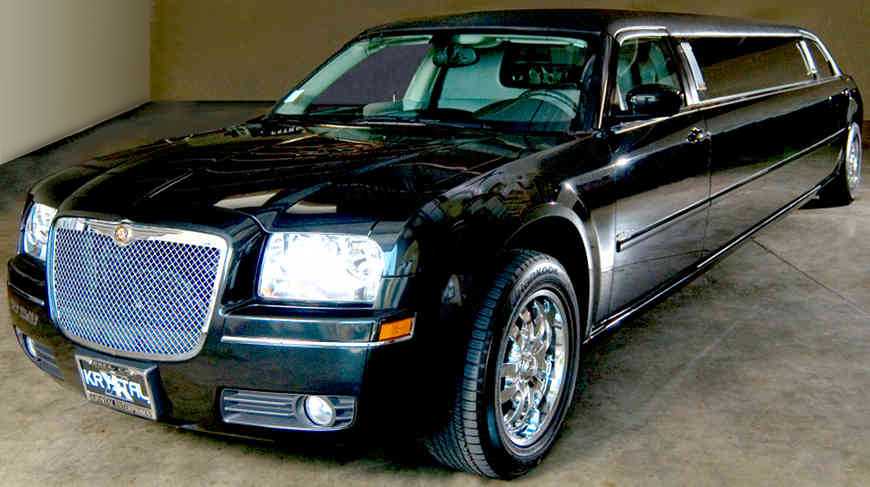 Chrysler 300 limo for rent in san diego #3