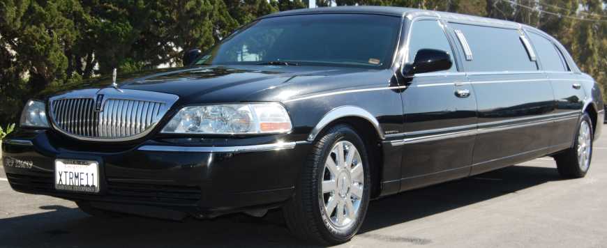 Photo of limousine