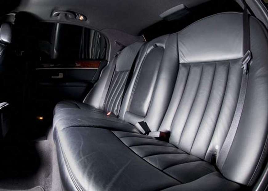 Photo of limousine