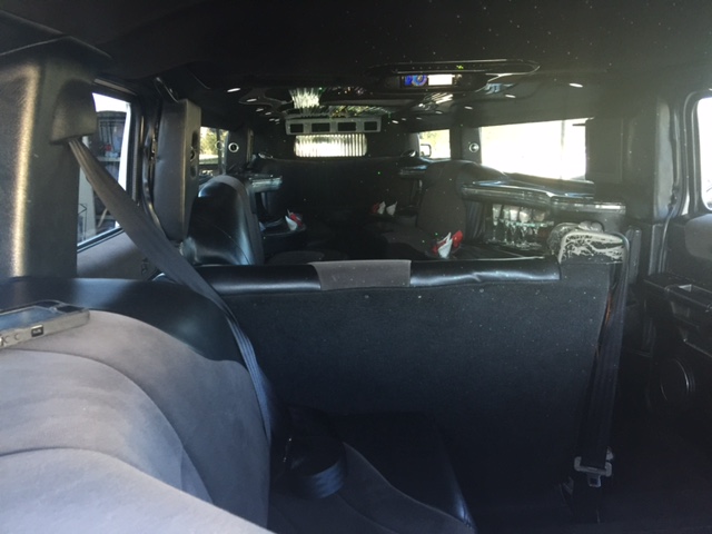 Photo of H2 limousine